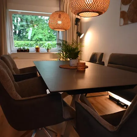 Stylish, Cozy, Close To Nature Bochum Buitenkant foto